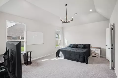 Bedroom - 7121 E Queens St, Broken Arrow, OK 74014 photo 1 of 7