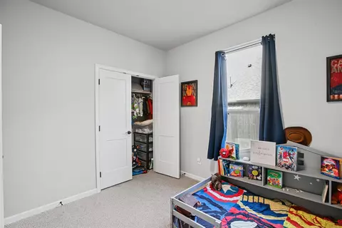 Bedroom - 7121 E Queens St, Broken Arrow, OK 74014 photo 4 of 7