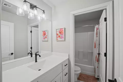 Bath - 7121 E Queens St, Broken Arrow, OK 74014 photo 7 of 8