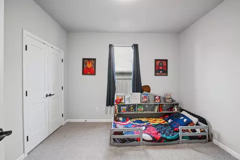 Bedroom - 7121 E Queens St, Broken Arrow, OK 74014 photo 3 of 7