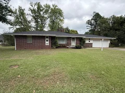 201 NW Rose, Stigler, OK 74462
