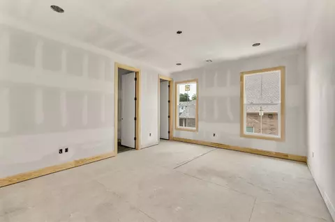 Bedroom - 315 E Broadway Ave, Broken Arrow, OK 74012 photo 3 of 4