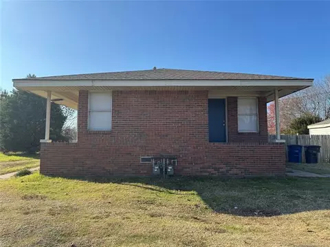Exterior - 2743 E 3rd St, Tulsa, OK 74104 photo 6 of 7