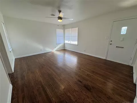 Living - 2743 E 3rd St, Tulsa, OK 74104 photo 3 of 4