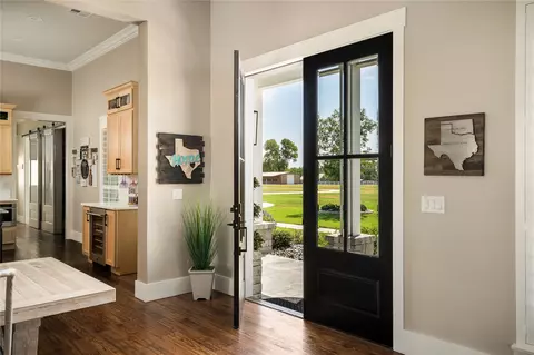 Entry Way - 22062 Us Hwy 77, Thackerville, OK 73459 photo 2 of 2