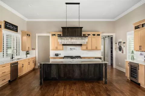Kitchen - 22062 Us Hwy 77, Thackerville, OK 73459 photo 1 of 5