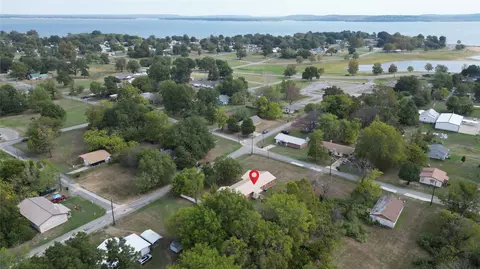 View/Area - 120 J C Watts, Eufaula, OK 74432 photo 4 of 5