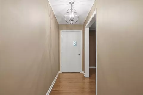 Entry Way - 2261 E 37th St, Tulsa, OK 74105 photo 3 of 3