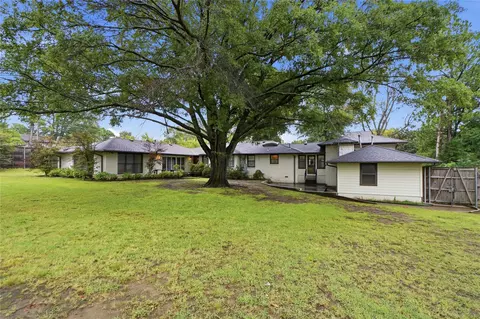 Exterior - 2261 E 37th St, Tulsa, OK 74105 photo 9 of 9