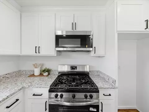 Kitchen - 9148 E Latimer Pl N, Tulsa, OK 74115 photo 2 of 4