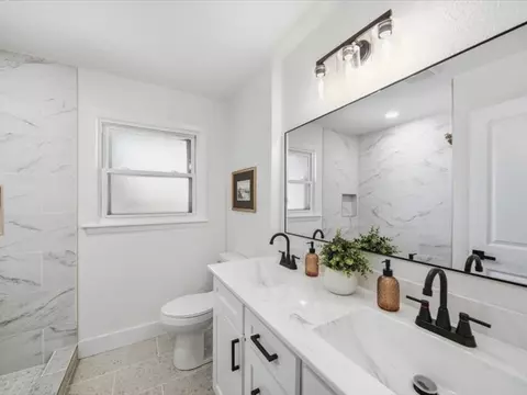 Bath - 9148 E Latimer Pl N, Tulsa, OK 74115 photo 1 of 2