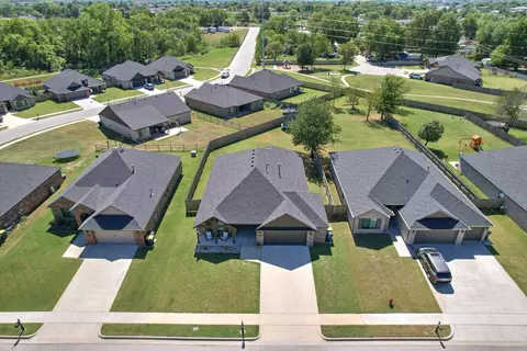 View/Area - 750 E 139th Pl, Glenpool, OK 74033 photo 4 of 5