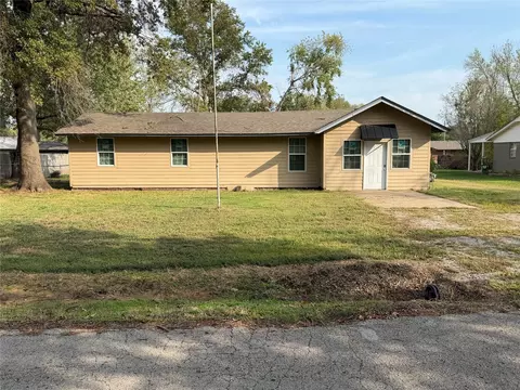 303 W Layton St, Chelsea, OK 74016
