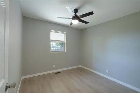 Bedroom - 11604 E 35th St, Tulsa, OK 74146 photo 6 of 6