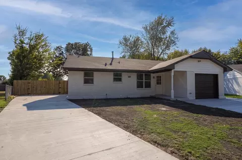 Exterior - 11604 E 35th St, Tulsa, OK 74146 photo 1 of 2
