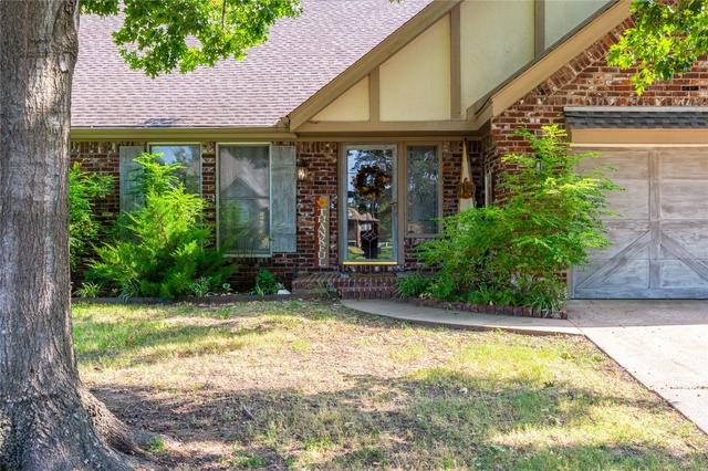 2410 St Andrews Ct, Muskogee, OK 74403