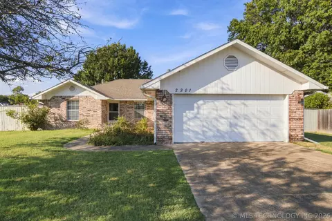 2301 Piney Point Ave, Okmulgee, OK 74447