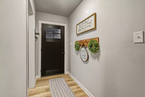 Entry Way - 905 Charles Dr, Ada, OK 74820 photo 1 of 1