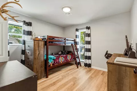Bedroom - 905 Charles Dr, Ada, OK 74820 photo 2 of 3