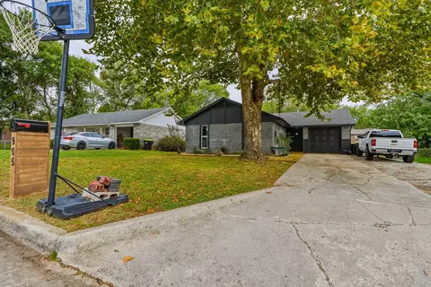 Exterior - 905 Charles Dr, Ada, OK 74820 photo 7 of 8