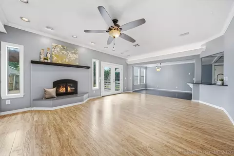 Living - 7316 E 85th St, Tulsa, OK 74133 photo 6 of 13