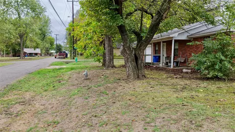 Exterior - 602 NW 4th St, Checotah, OK 74426 photo 9 of 10