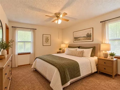 Bedroom - 602 NW 4th St, Checotah, OK 74426 photo 2 of 3