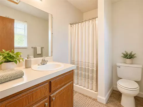Bath - 602 NW 4th St, Checotah, OK 74426 photo 1 of 2
