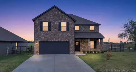 513 S Buffalo St, Skiatook, OK 74070