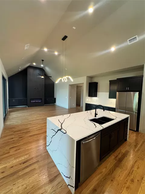 Kitchen - 6560 E 128th St S, Bixby, OK 74008 photo 3 of 3