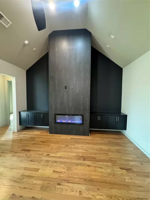 Living - 6560 E 128th St S, Bixby, OK 74008 photo 3 of 3