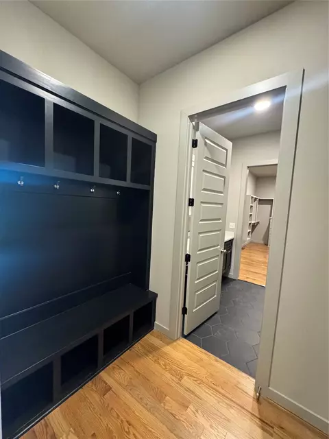 Entry Way - 6560 E 128th St S, Bixby, OK 74008 photo 3 of 4