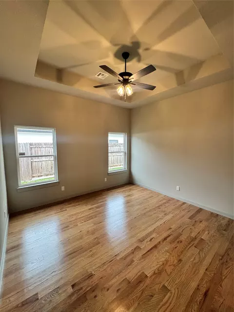 Bedroom - 6560 E 128th St S, Bixby, OK 74008 photo 2 of 3