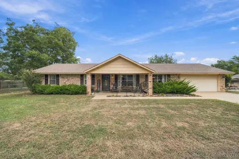 30439 E 143rd St S, Coweta, OK 74429