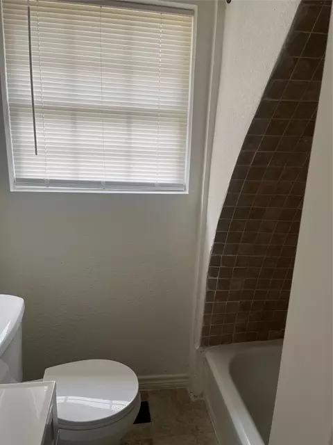 6719 E Oklahoma Pl, Tulsa, OK 74115 photo 4