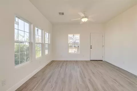 Living - 502 N Broadway St, Checotah, OK 74426 photo 3 of 5