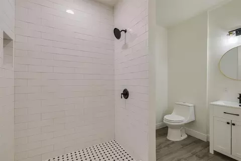 Bath - 502 N Broadway St, Checotah, OK 74426 photo 5 of 9