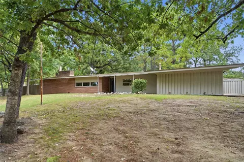 6741 S Birmingham Ave, Tulsa, OK 74136