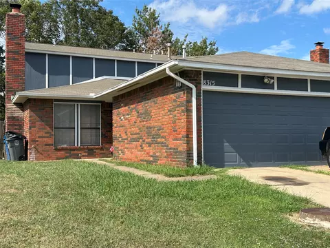 Exterior - 8315 E 65th St, Tulsa, OK 74133 photo 7 of 8