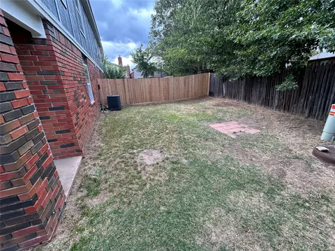 Exterior - 8315 E 65th St, Tulsa, OK 74133 photo 6 of 8