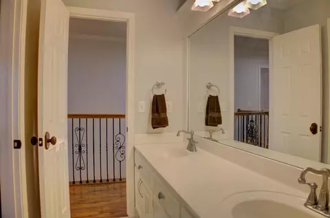 Bath - 5011 E 110th St, Tulsa, OK 74137 photo 7 of 8