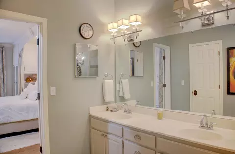 Bath - 5011 E 110th St, Tulsa, OK 74137 photo 3 of 8