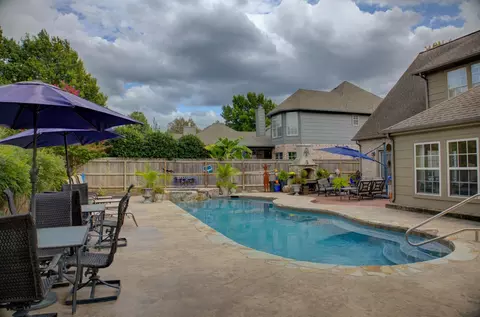 Exterior - 5011 E 110th St, Tulsa, OK 74137 photo 9 of 12