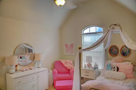 Bedroom - 5011 E 110th St, Tulsa, OK 74137 photo 9 of 10