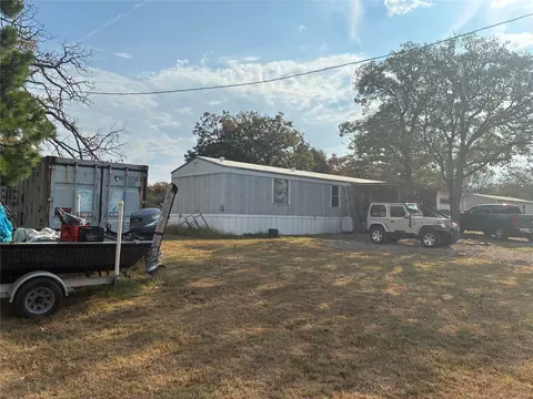 239 Berry Ln, Eufaula, OK 74432 photo 2