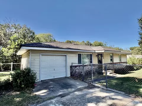 133 W Oak Hill Cir E, Tahlequah, OK 74464