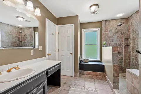 Bath - 3316 E 88th St, Tulsa, OK 74137 photo 4 of 6