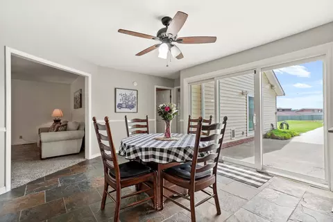 Dining - 3316 E 88th St, Tulsa, OK 74137 photo 2 of 2