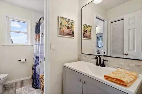Bath - 3316 E 88th St, Tulsa, OK 74137 photo 5 of 6
