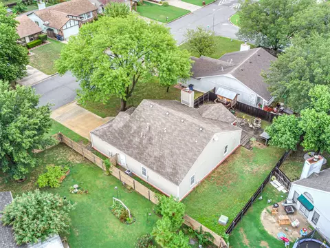 View/Area - 11010 E 67th St, Tulsa, OK 74133 photo 8 of 9